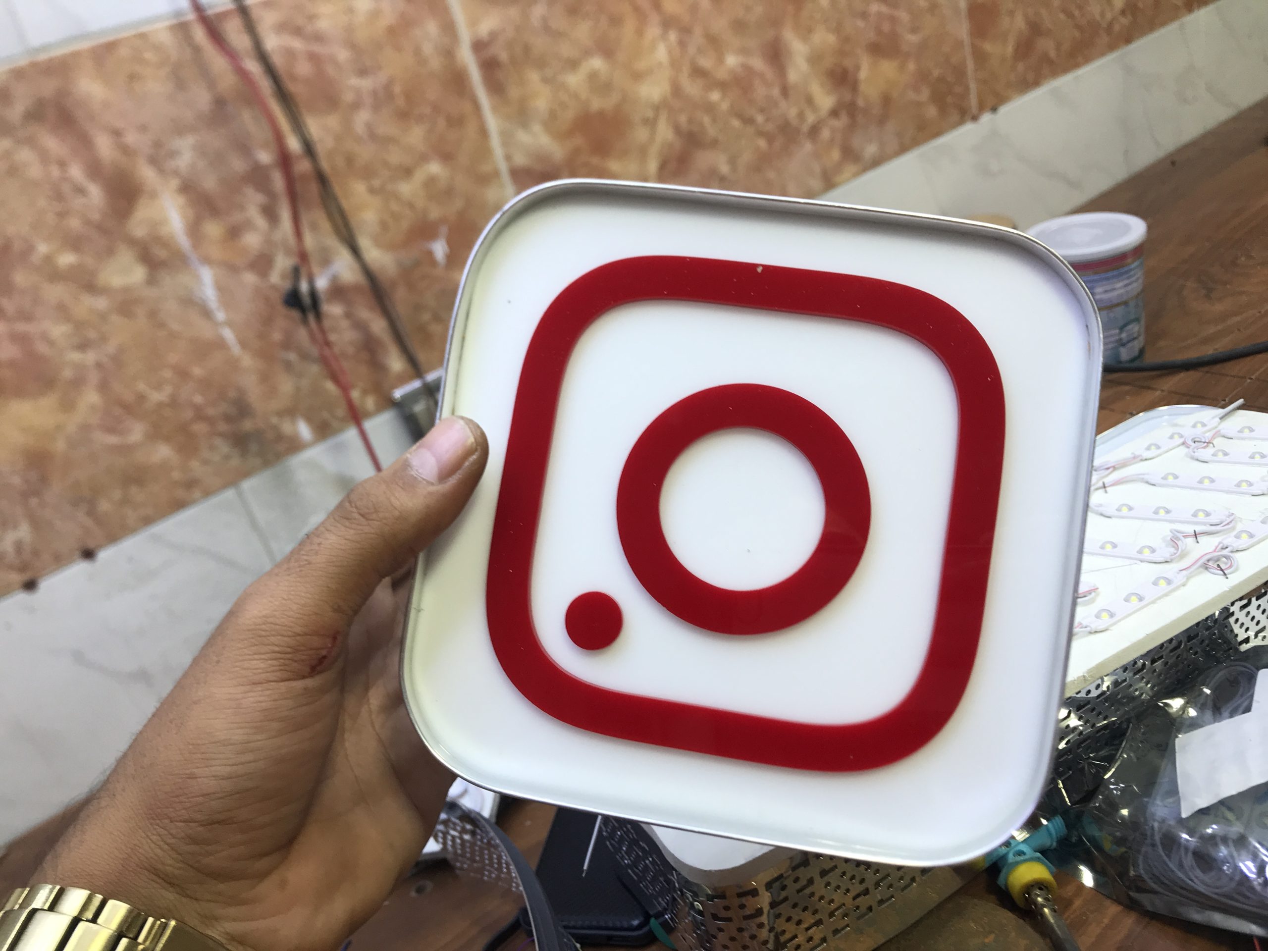 باکس اینستاگرام